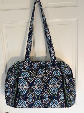 👶🏻Vera Bradley Diaper Bag, Pre-loved, retired pattern "Ink Blue", Super Clean!